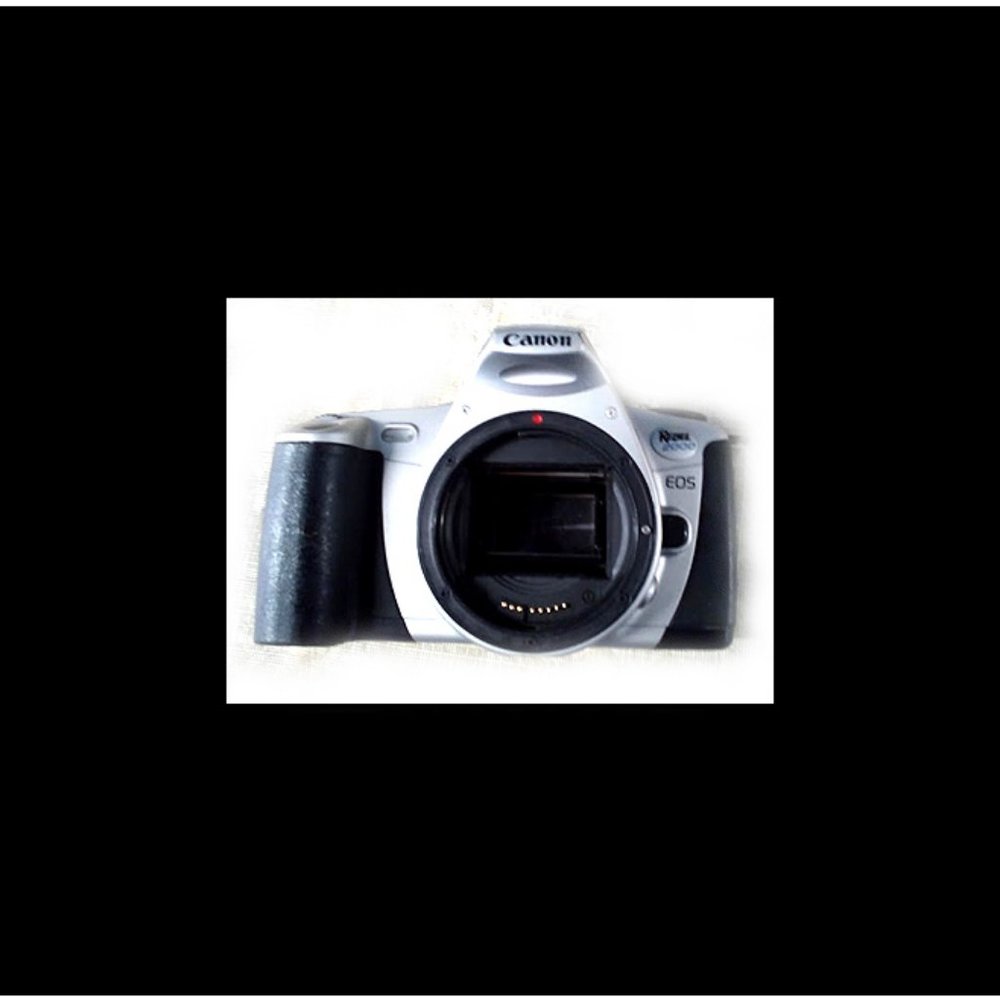 Canon Rebel EOS 2000 Photo Camera